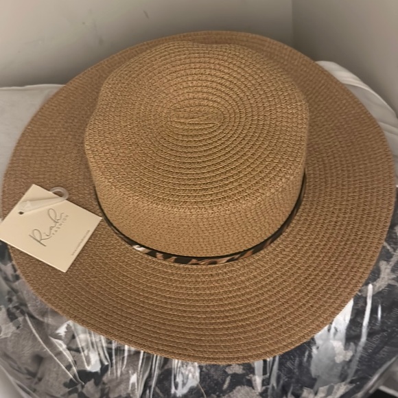 PANAMA BRIM HAT W/ Leopard strap!! - Picture 5 of 5